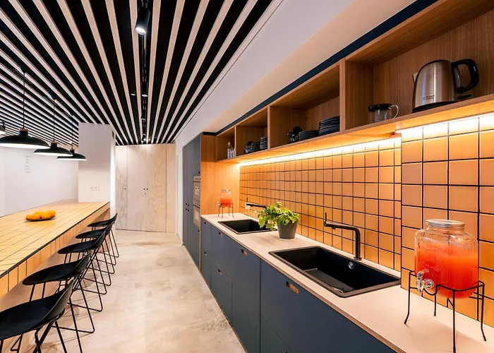 Hostel Colo Colo - Single Private Beds Valencia