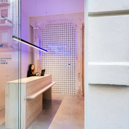 Colo Colo - Single Private Beds Ostello